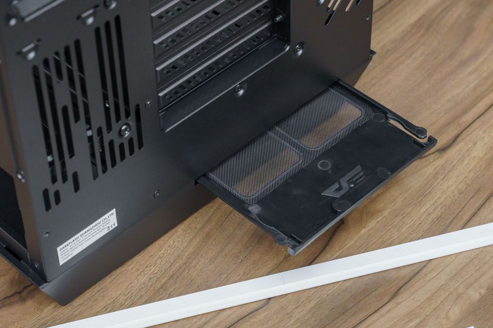 Darkflash DY470 Black9